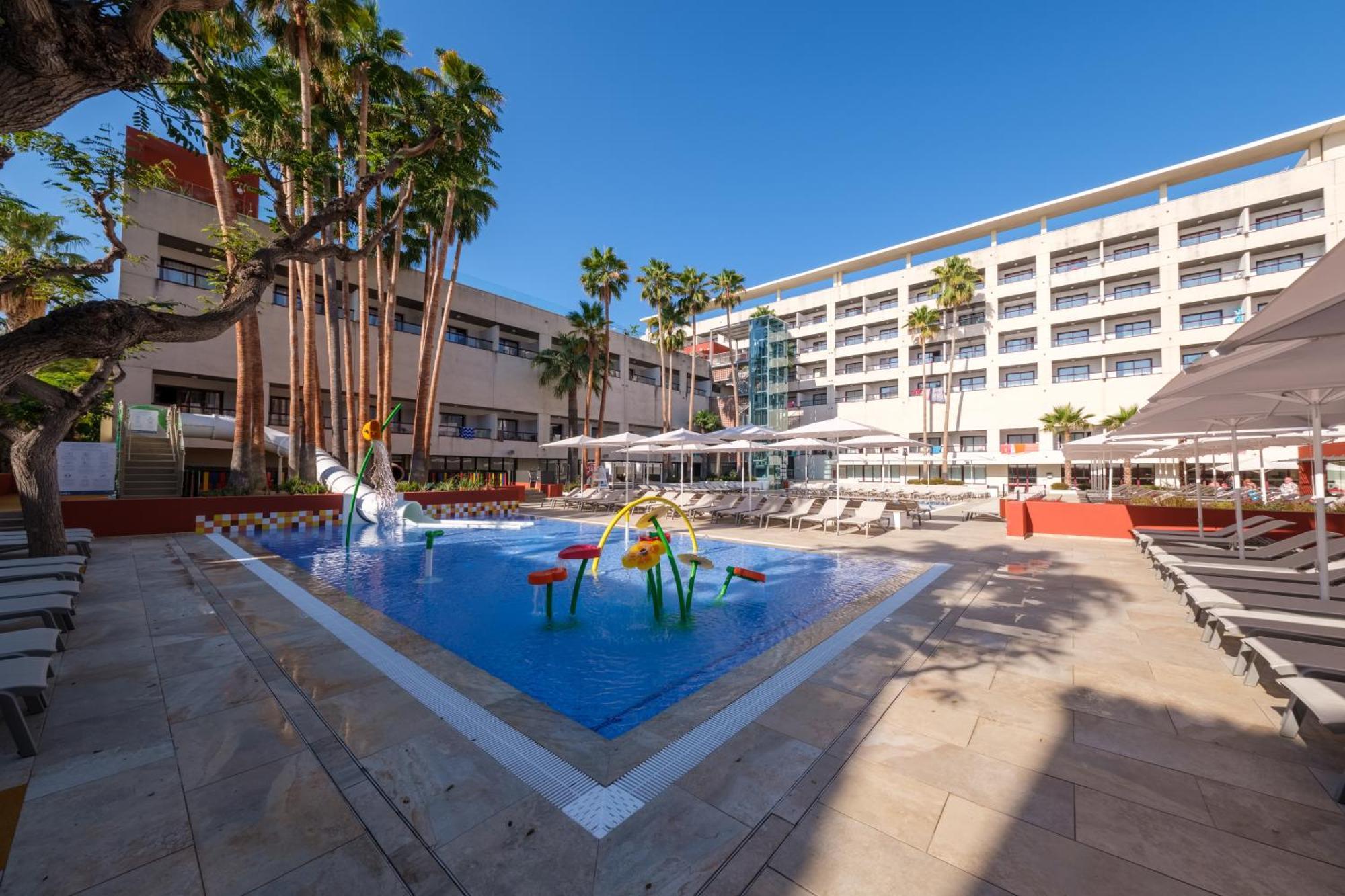 Отель Estival Park Almaris Ла-Пинеда Экстерьер фото